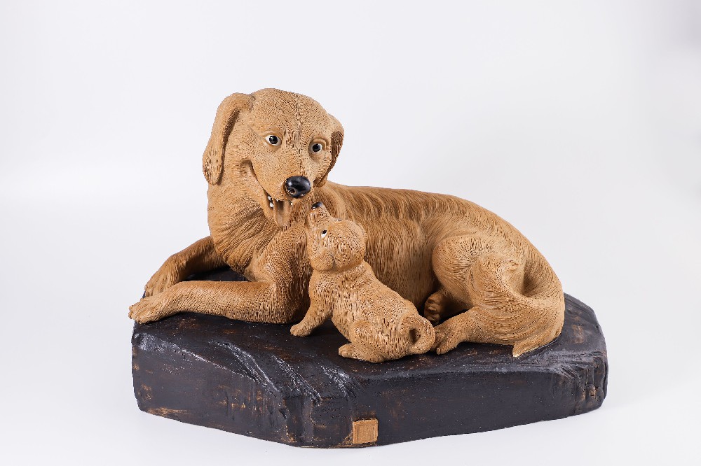 《乐享天伦》生肖狗